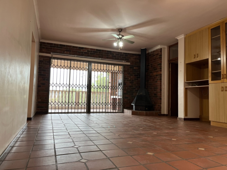3 Bedroom Property for Sale in Klein Drakenstein Western Cape